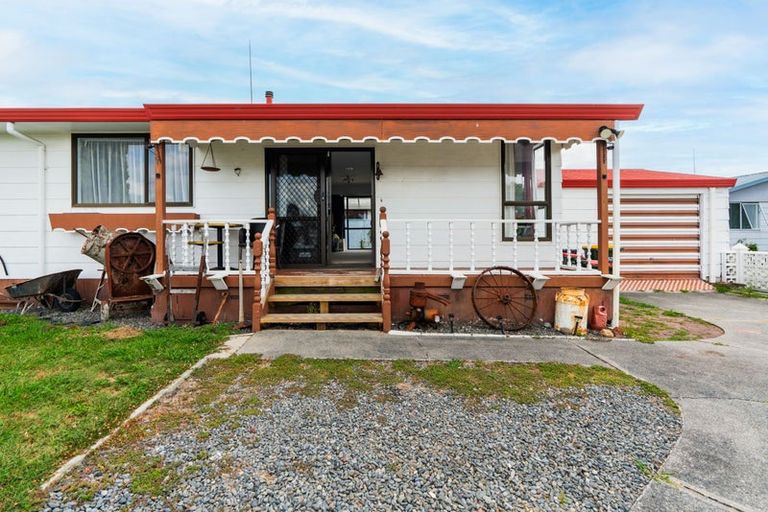 Photo of property in 14 Brightwell Place, Nawton, Hamilton, 3200