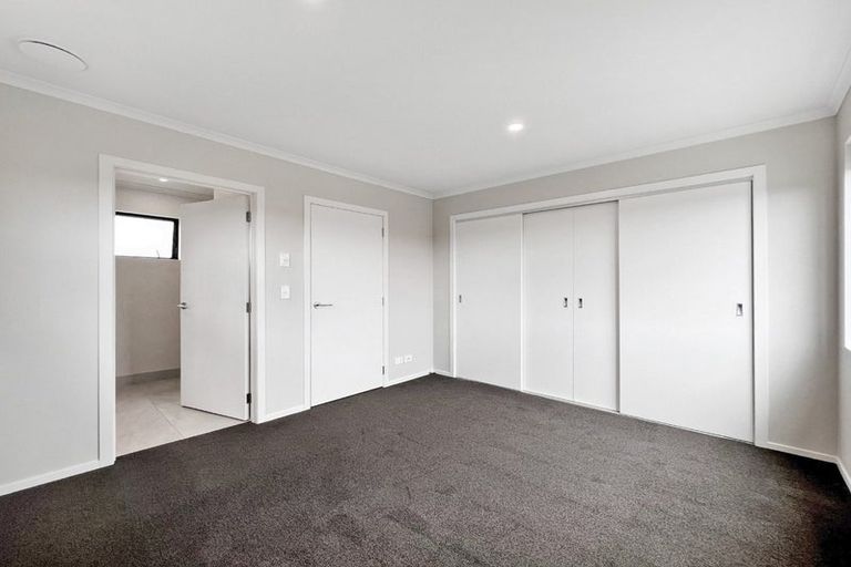Photo of property in 91c Hobsonville Point Road, Hobsonville, Auckland, 0616