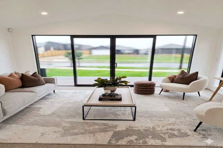 Photo of property in 19 Arahi Road, Clevedon, 2582