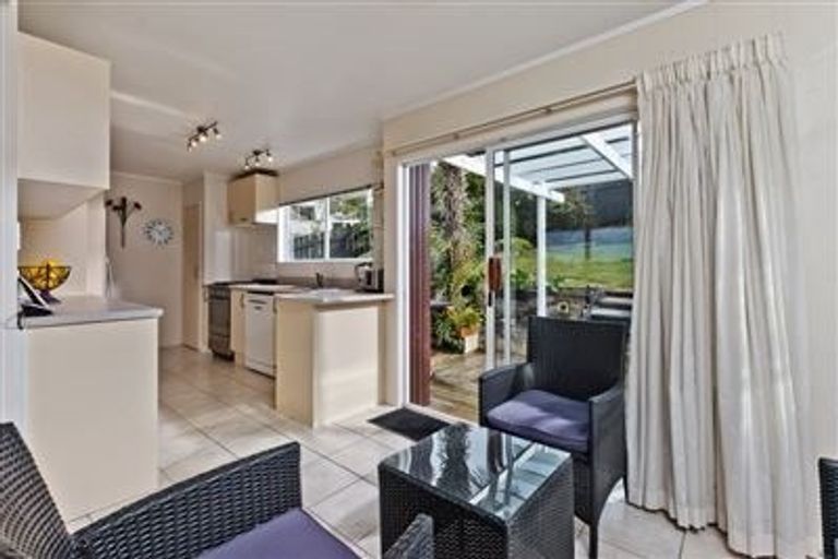 Photo of property in 94 Stapleford Crescent, Browns Bay, Auckland, 0630