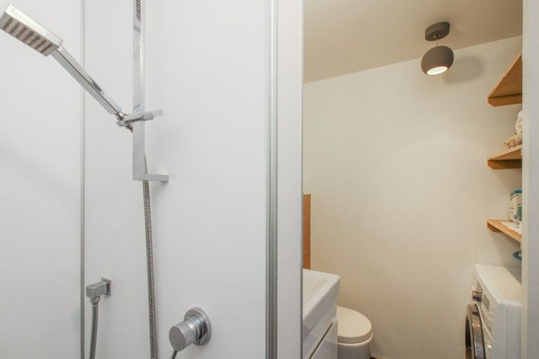 Photo of property in 46 Lohia Street, Khandallah, Wellington, 6035