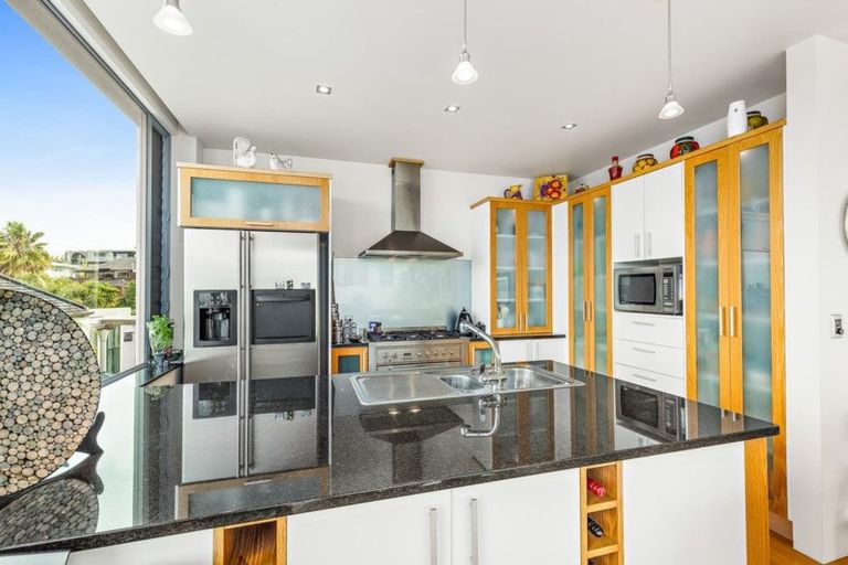 Photo of property in 22a Beach Road, Castor Bay, Auckland, 0620