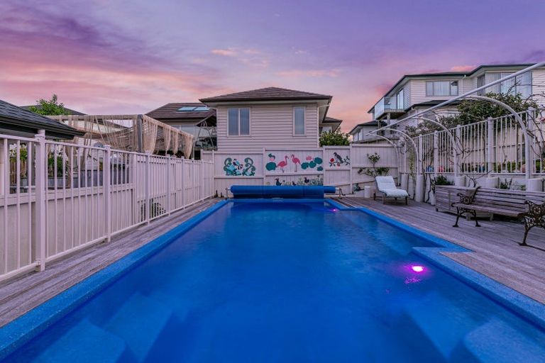 Photo of property in 72 Bankside Road, Silverdale, 0932