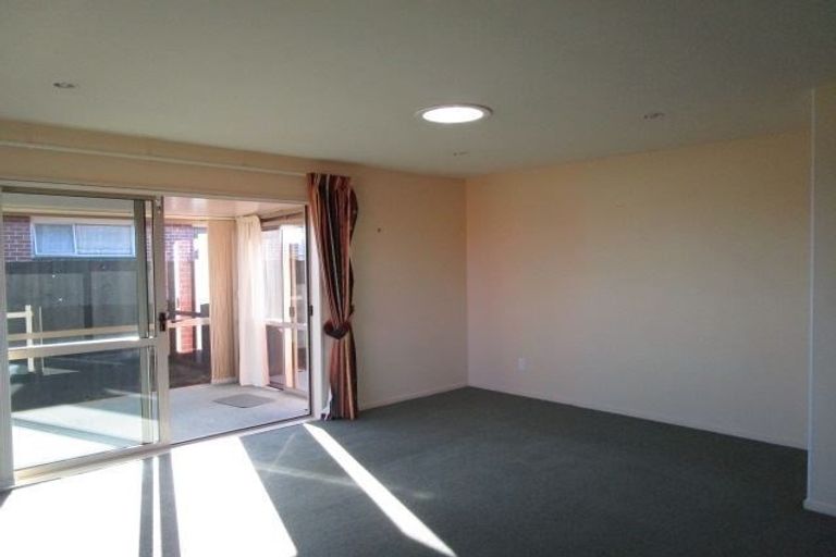 Photo of property in 41 Seymour Street, Hornby, Christchurch, 8042