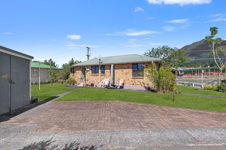 Photo of property in 1 Onslow Street, Kawerau, 3127