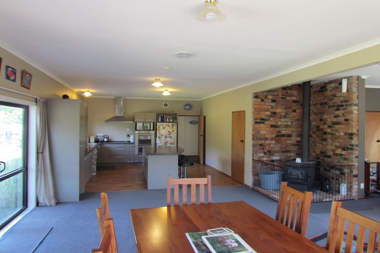 Photo of property in 182 Pukemiku Road, Mangamutu, Pahiatua, 4983
