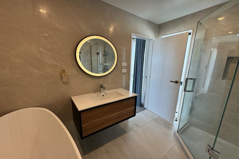 Photo of property in 343 Flat Bush School Road, Flat Bush, Auckland, 2019