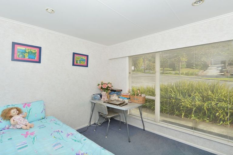 Photo of property in 12 Rugby Place, Te Kamo, Whangarei, 0112