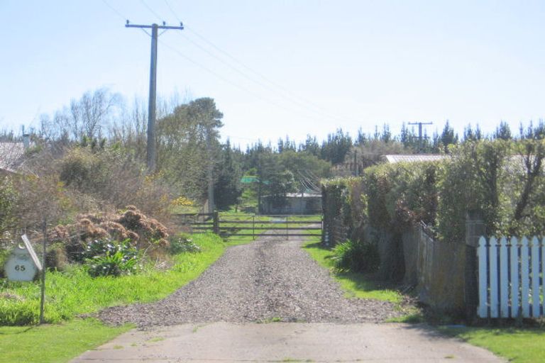 Photo of property in 65 Norbiton Road, Foxton, 4814