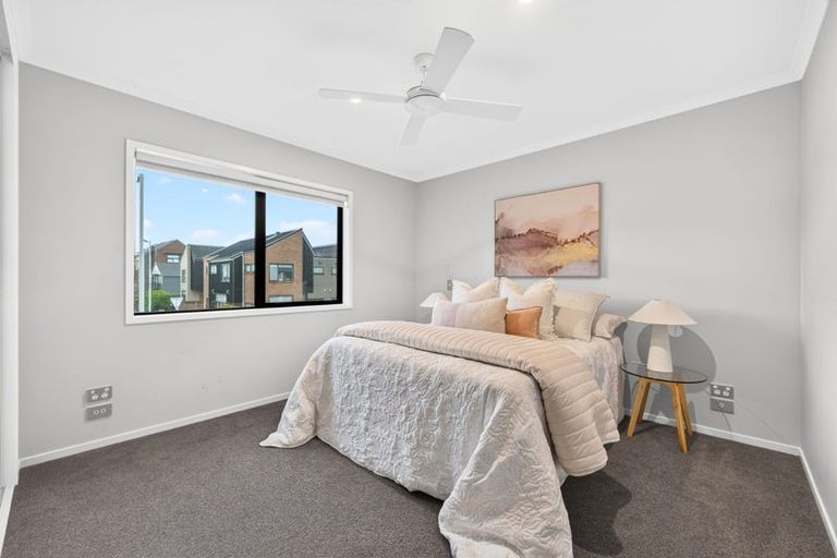 Photo of property in 2 Poaka Road, Hobsonville, Auckland, 0616