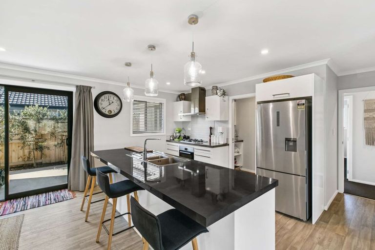 Photo of property in 16 Wahaika Way, Papamoa Beach, Papamoa, 3118