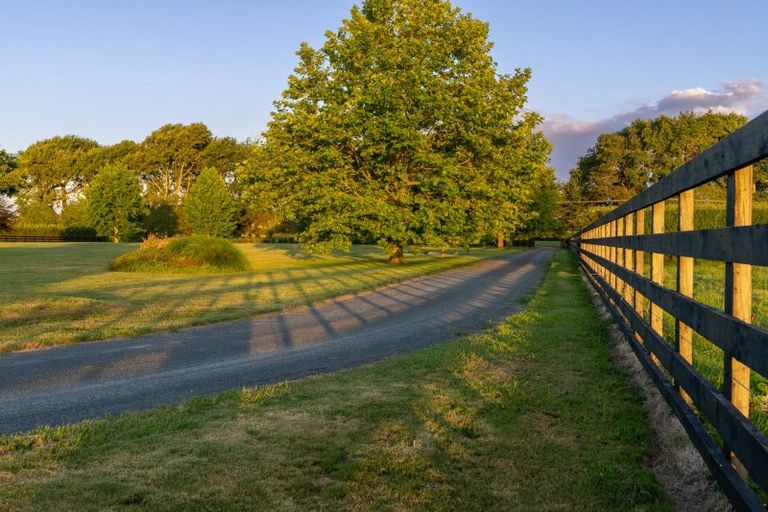 Photo of property in 32 Discombe Road, Tamahere, Hamilton, 3283