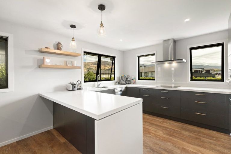 Photo of property in 25 Olds Crescent, Cromwell, 9310