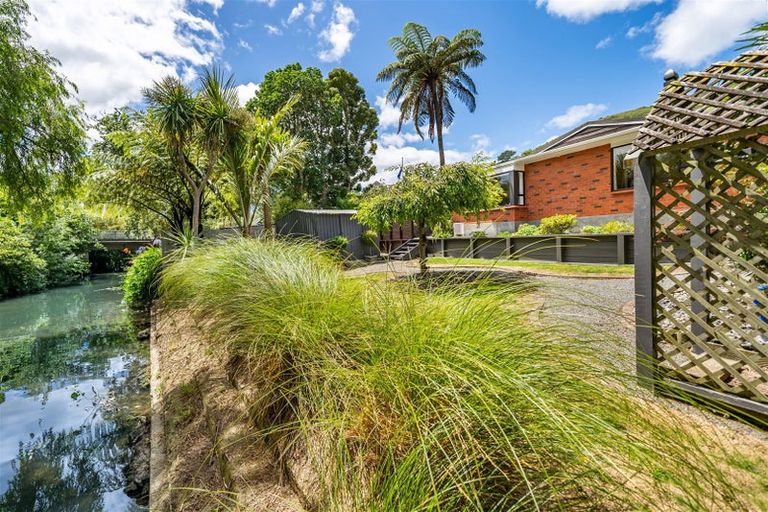 Photo of property in 78c Wyndrum Avenue, Waterloo, Lower Hutt, 5011