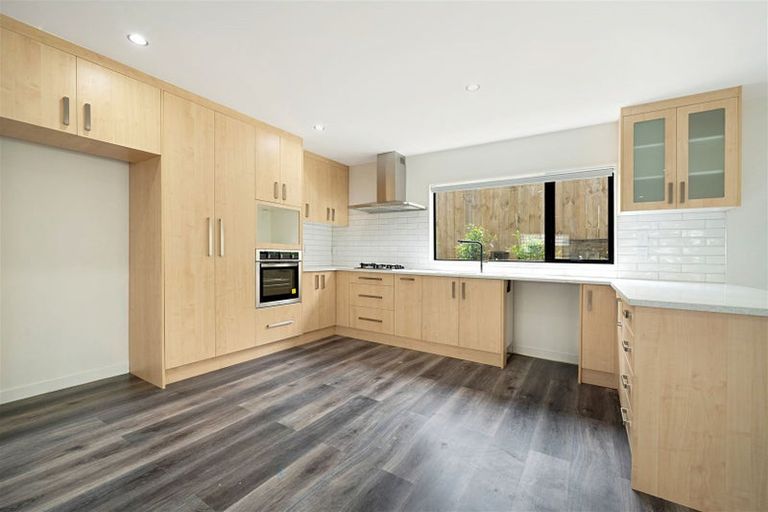 Photo of property in 16a Glen Marine Parade, Glendene, Auckland, 0602