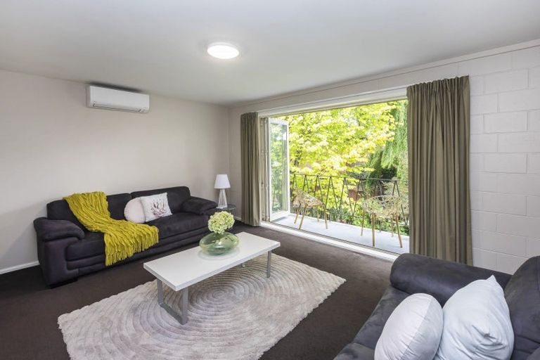 Photo of property in 8/78 Holly Road, St Albans, Christchurch, 8014