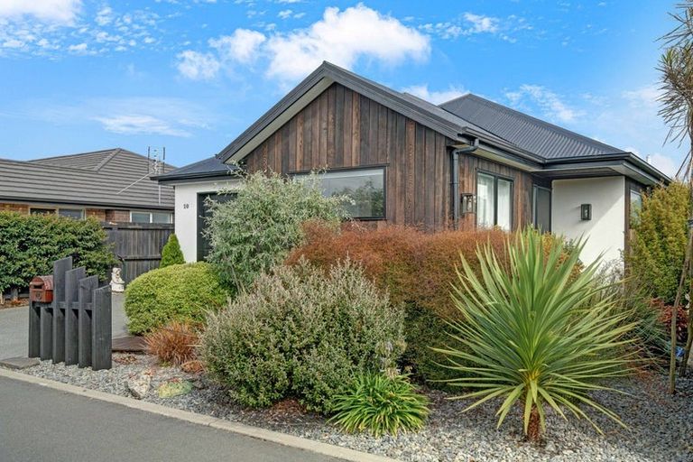 Photo of property in 10 Koreke Lane, Halswell, Christchurch, 8025