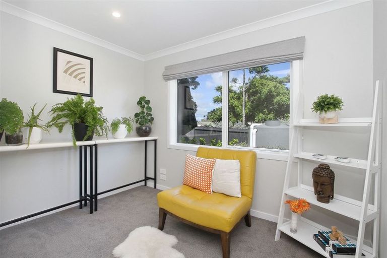 Photo of property in 28a Torkar Road, Clarks Beach, 2122