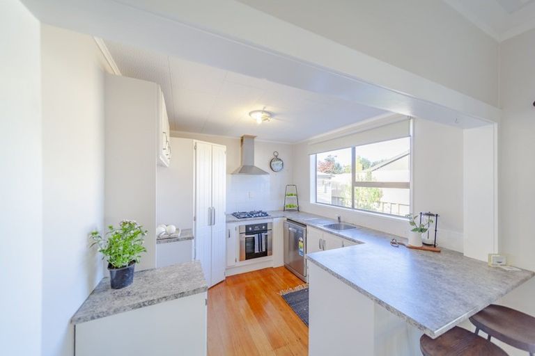 Photo of property in 116 Thackeray Street, Napier South, Napier, 4110