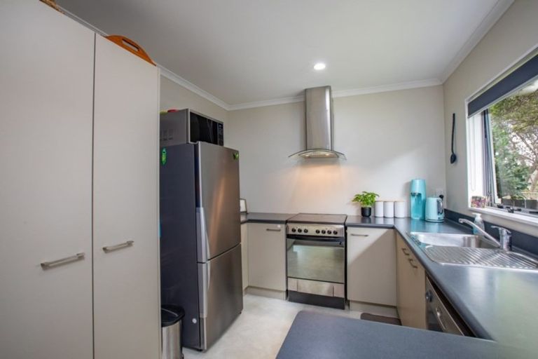 Photo of property in 2a Kapiti Crescent, Titahi Bay, Porirua, 5022