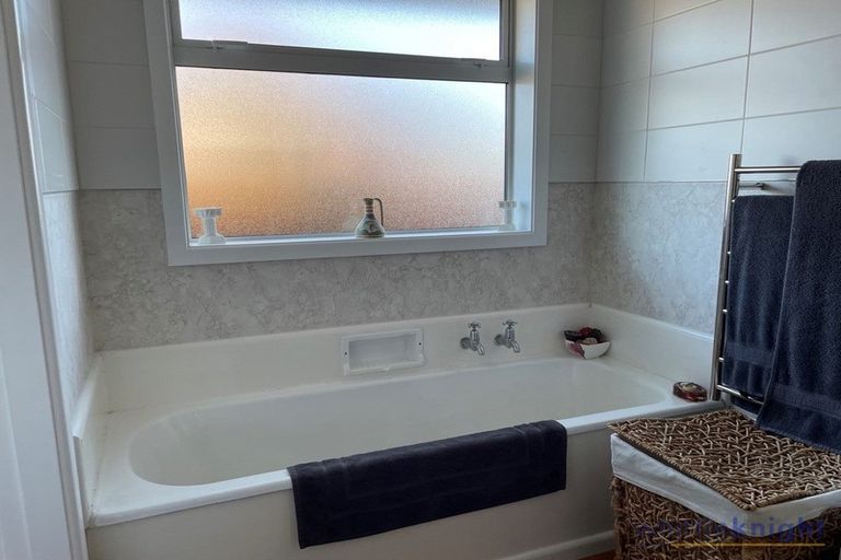 Photo of property in 11 Leander Street, Northcote, Christchurch, 8052