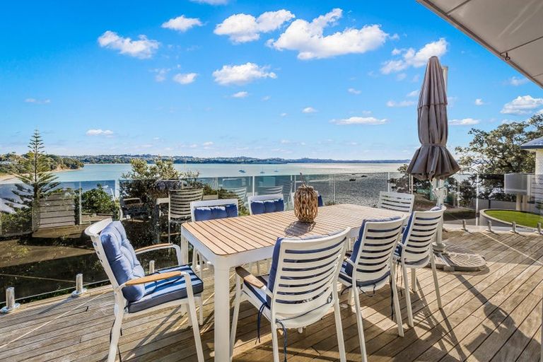 Photo of property in 79 De Luen Avenue, Tindalls Beach, Whangaparaoa, 0930