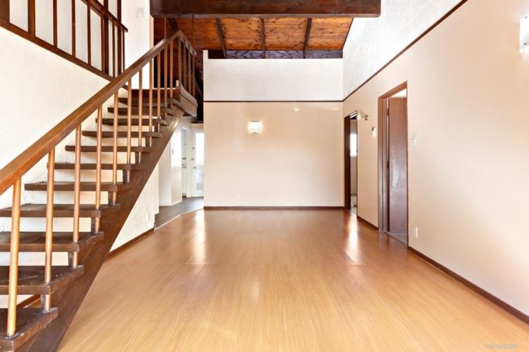 Photo of property in 3/23 Craigbank Avenue, New Lynn, Auckland, 0600