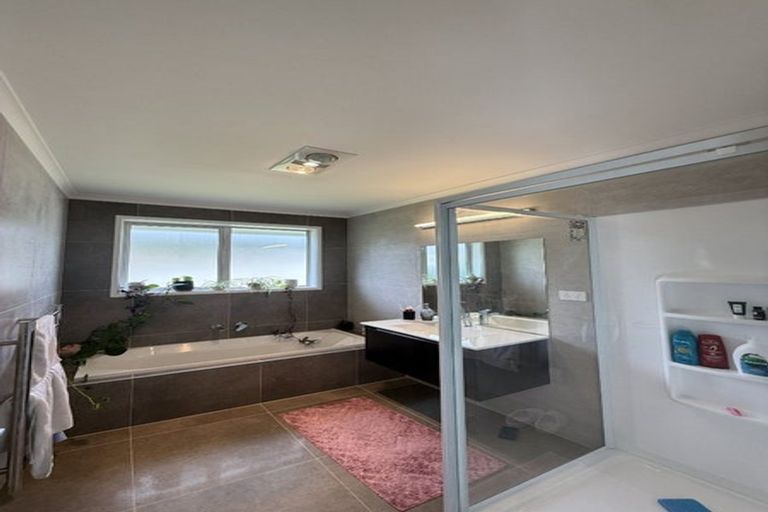 Photo of property in 21 Te Ara O Toroa, Wainuiomata, Lower Hutt, 5014