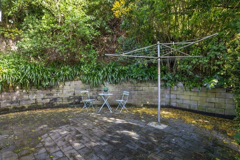 Photo of property in 124 Te Anau Road, Hataitai, Wellington, 6021