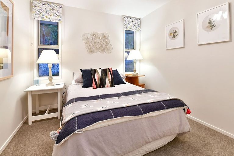 Photo of property in 11/24 Ferry Road, Wade Heads, Whangaparaoa, 0932