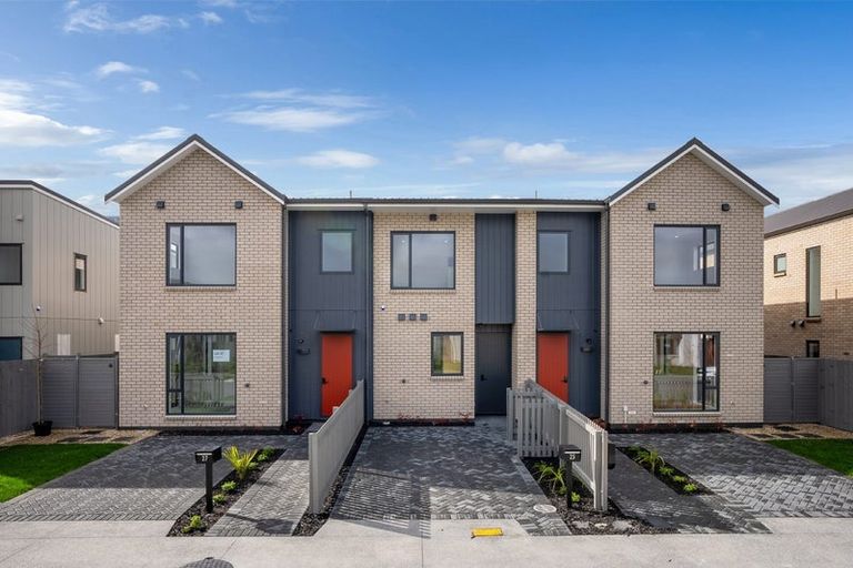 Photo of property in 25 Oyster Drive, Whenuapai, Auckland, 0618