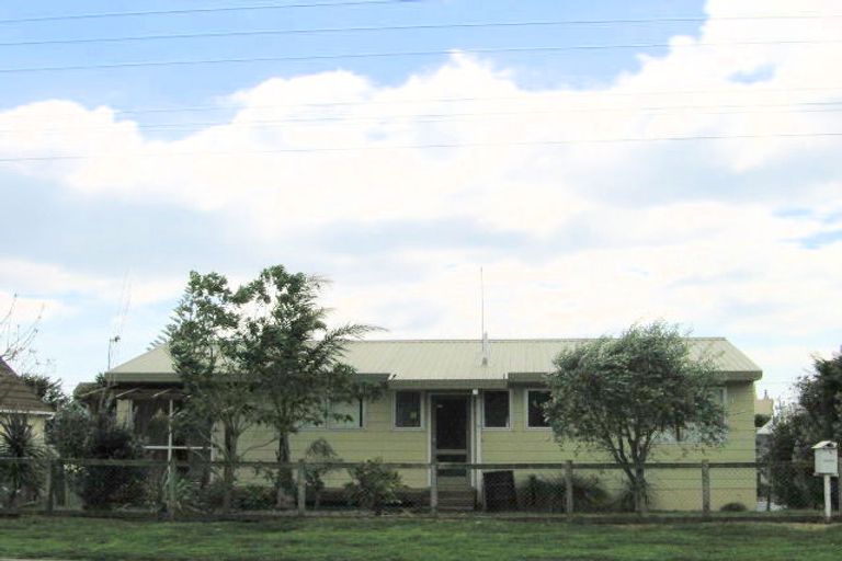 Photo of property in 1105 Papamoa Beach Road, Papamoa Beach, Papamoa, 3118