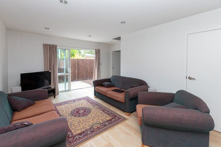 Photo of property in 2/4 Littler Place, Hamilton East, Hamilton, 3216