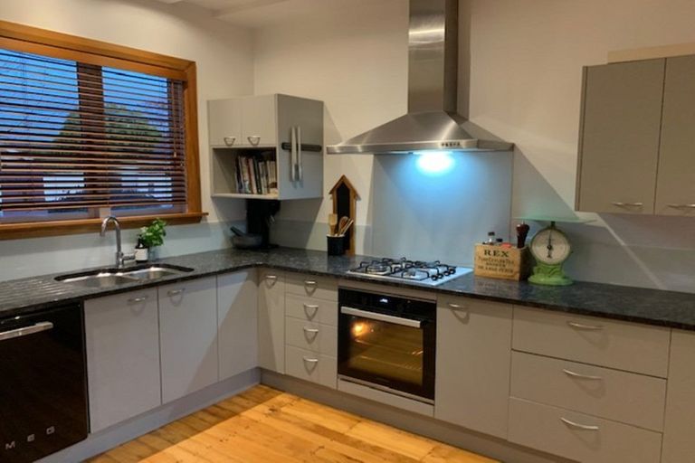 Photo of property in 35 Paparoa Street, Papanui, Christchurch, 8053