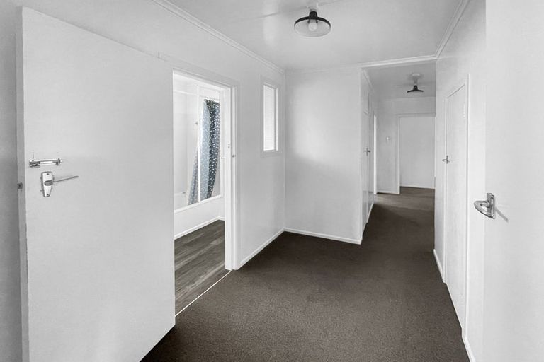Photo of property in 61 Strange Street, Waitara, 4320