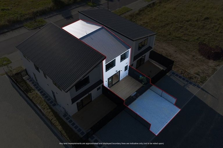 Photo of property in 6 Harikoa Way, Karaka, 2113