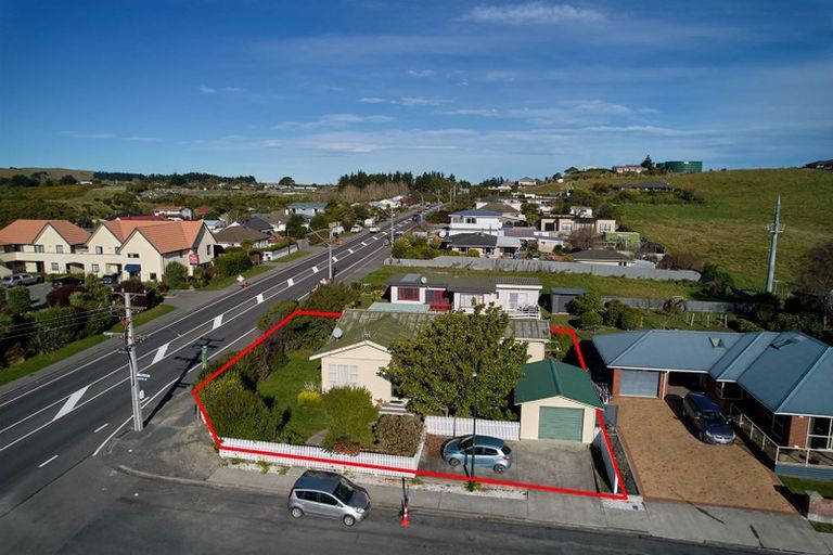 Photo of property in 1 Hastings Street, Kaikoura, 7300