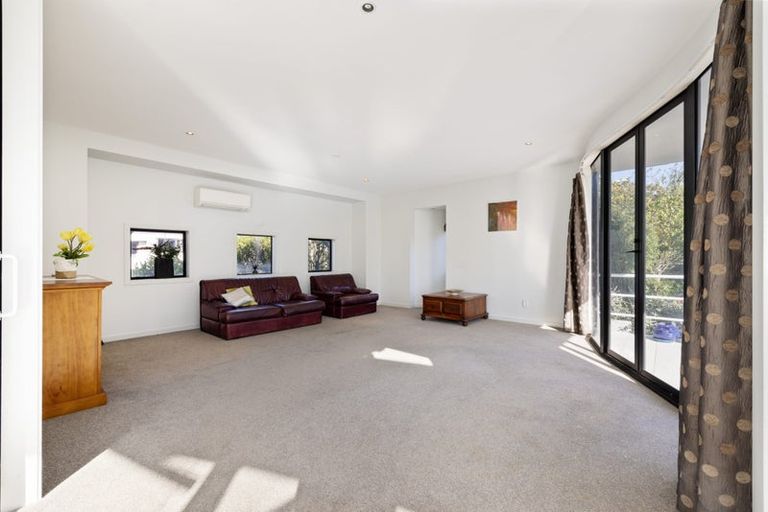 Photo of property in 72 Glenstrae Road, Redcliffs, Christchurch, 8081