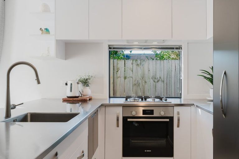 Photo of property in 4/146 Sandwich Road, Saint Andrews, Hamilton, 3200