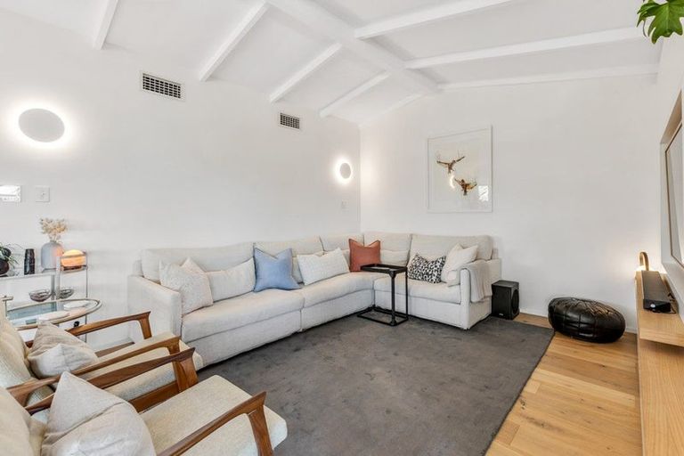 Photo of property in 3/10 Prospect Terrace, Milford, Auckland, 0620