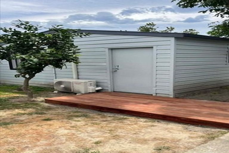 Photo of property in 5a Hetley Crescent, Taradale, Napier, 4112