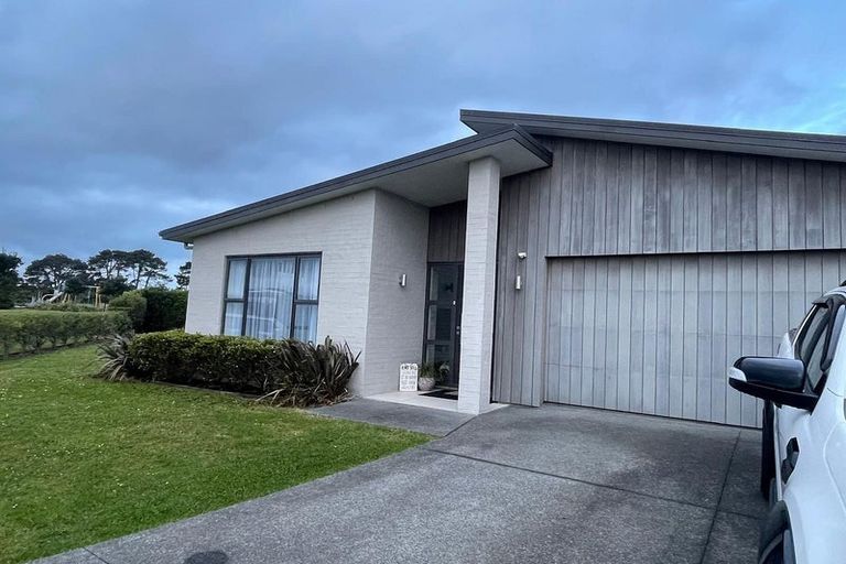 Photo of property in 25 Kahawairahi Drive, Beachlands, Auckland, 2018