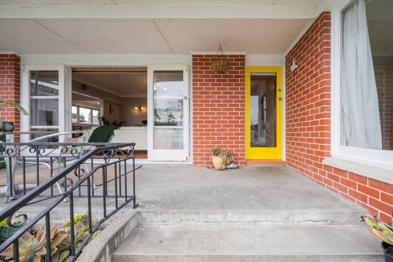 Photo of property in 4 Harpham Street, Taradale, Napier, 4112