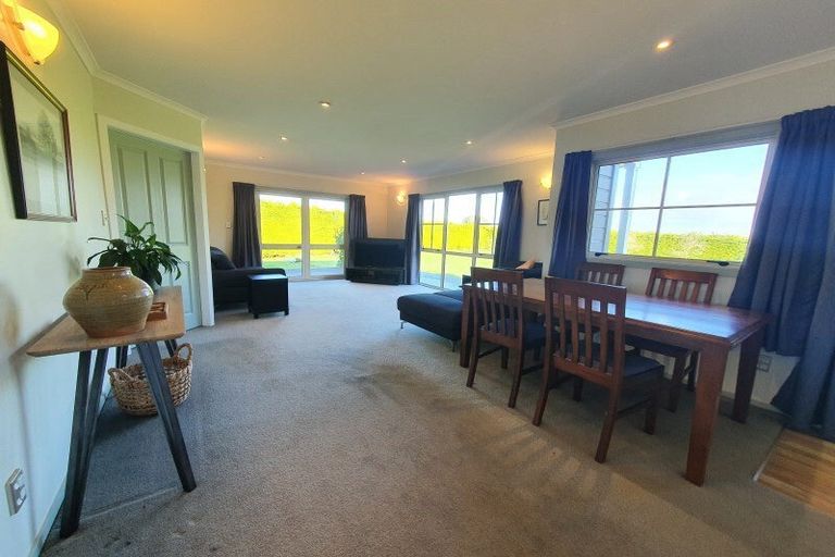 Photo of property in 87 Te Whanga Road, Levin, 5572