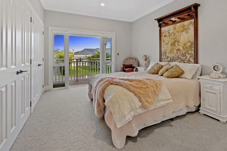 Photo of property in 4a Birchwood Grove, Greenhithe, Auckland, 0632