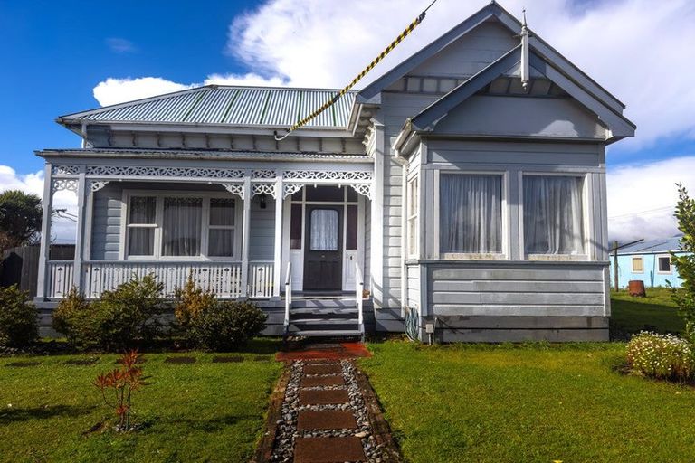 Photo of property in 149 Peel Street, Westport, 7825