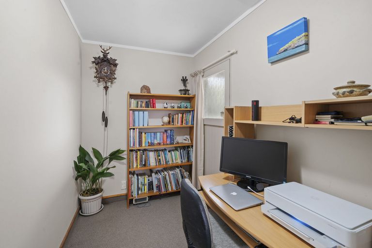 Photo of property in 43 Halfway Bush Road, Halfway Bush, Dunedin, 9076