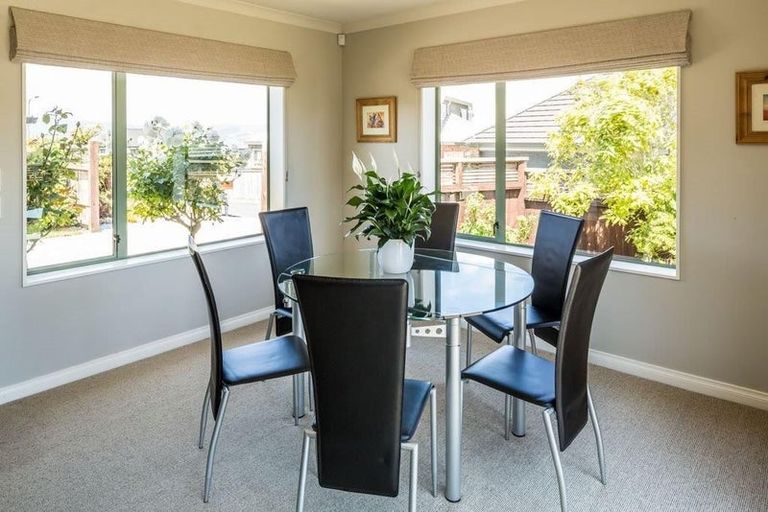 Photo of property in 37 Saint Ives Drive, Camborne, Porirua, 5026