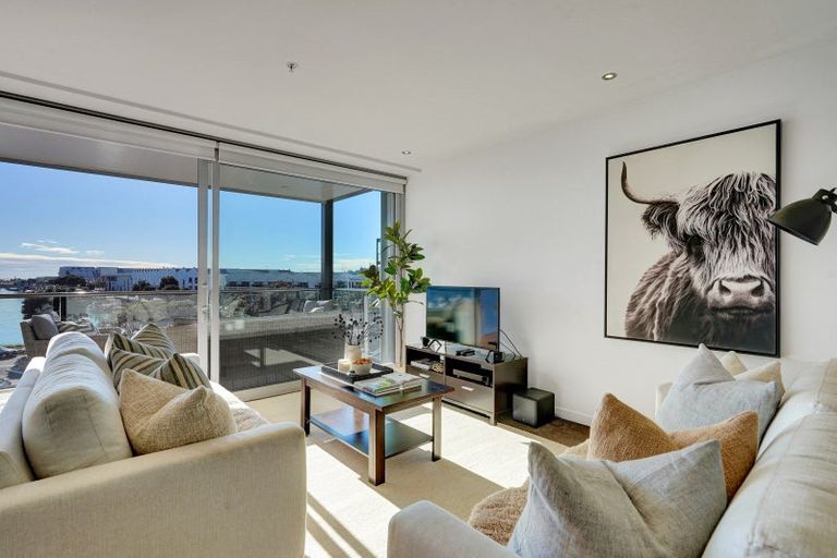 Photo of property in 404b/14 West Quay, Ahuriri, Napier, 4110