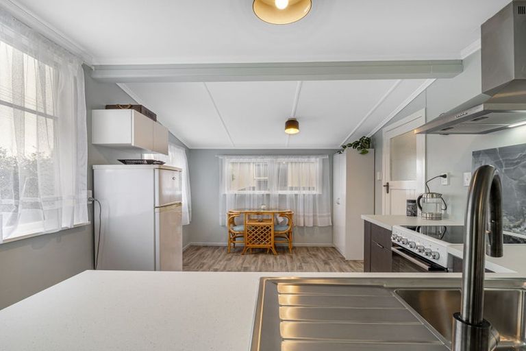 Photo of property in 45 Bamber Street, Castlecliff, Wanganui, 4501